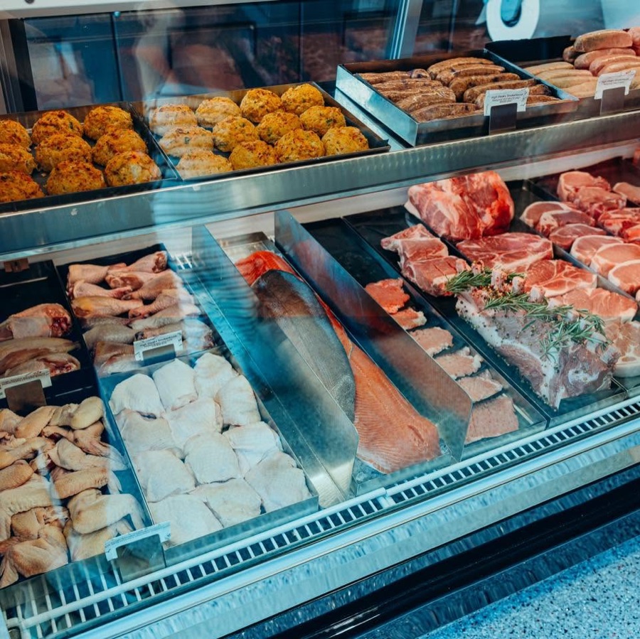 The fresh seafood case at High Steaks Smokehouse, Lake of the Ozarks